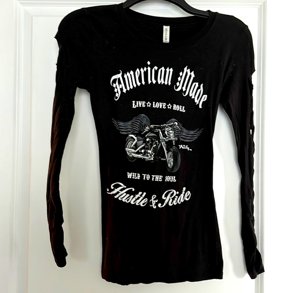 Long sleeve T-shirt